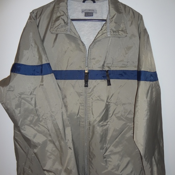 VINTAGE NIKE JACKET - Picture 1 of 3